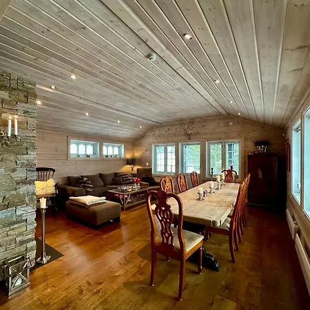 True Ski-in-out With Sauna & View At Hafjell 度假居 Øyer