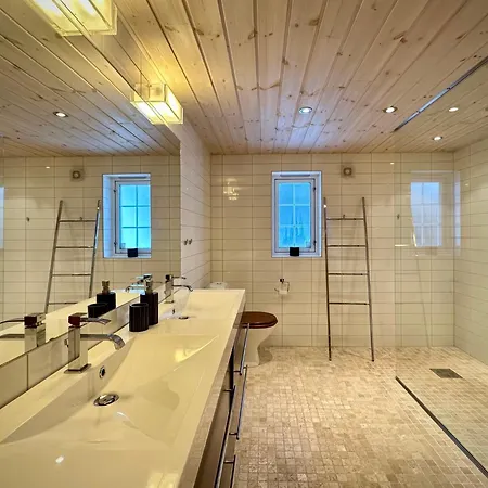 True Ski-in-out With Sauna & View At Hafjell 度假居 Øyer